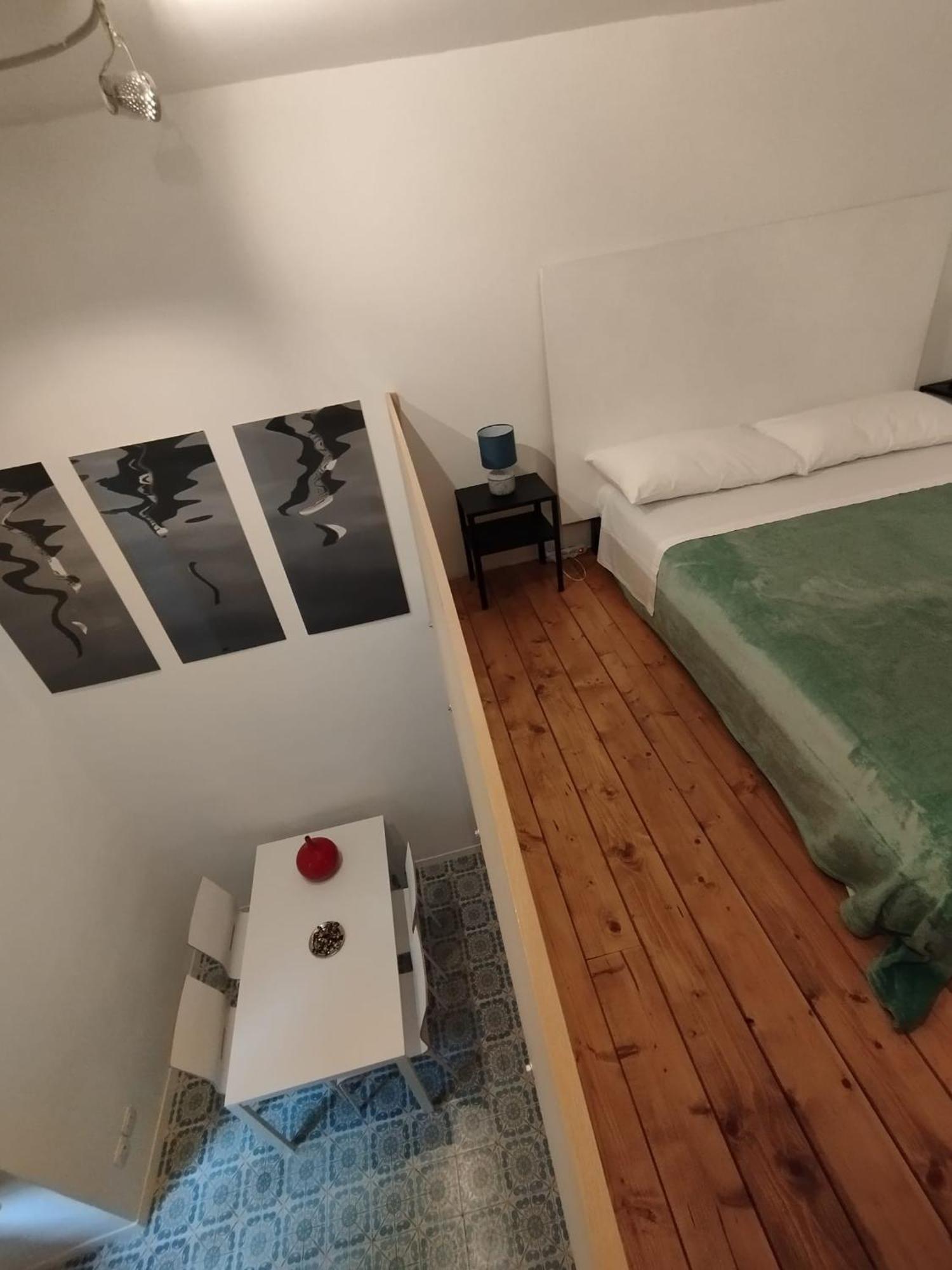 Casa Merisi Al Centro Storico Di Napoli Exterior foto